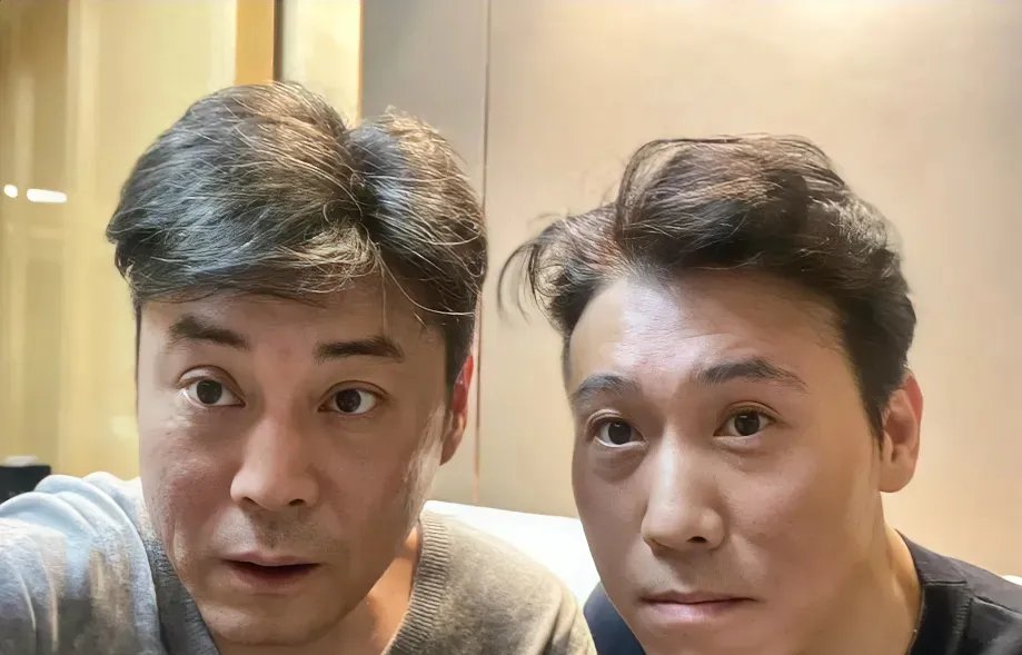 包含Uzi重返赛场，出色发挥首场状态出色，利物浦观众沸腾！气势如虹延续的词条