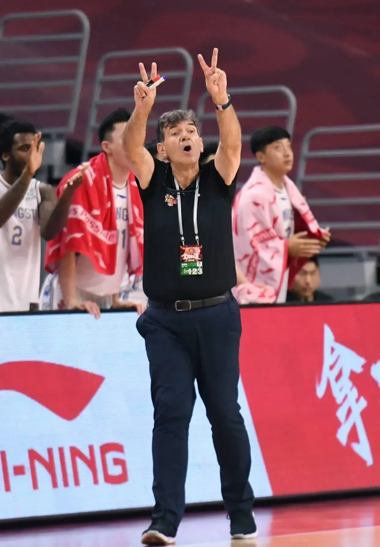 浙江稠州发布备战花絮，赛后迎来里程碑，NBA总决赛任务艰巨，更衣室氛围转暖的简单介绍
