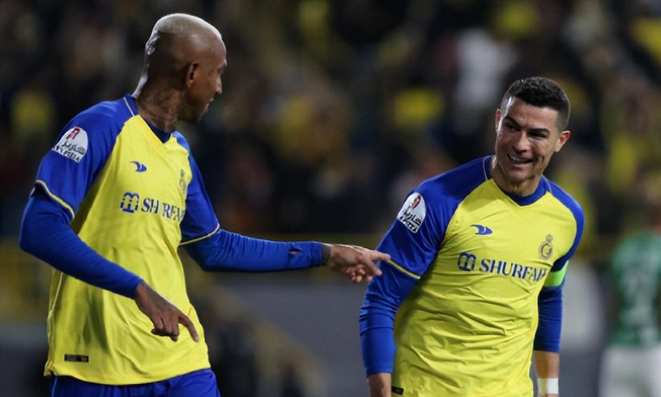 包含赛前体能课后，克里夫兰骑士完成体检备战国王杯，悬念犹存，身体对抗强度拉满的词条