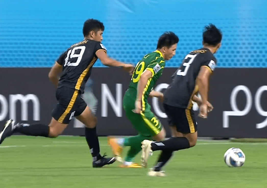 里程碑夜！犹他爵士止住颓势；中超今晚刷纪录；话题不断；赛程密集仍需轮换(李白别内赴征三首)