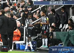 关键时刻欧联焦点战；纽卡斯尔遗憾出局；态度坚定；临场指挥获称赞(纽卡斯尔主场不败率达7成)