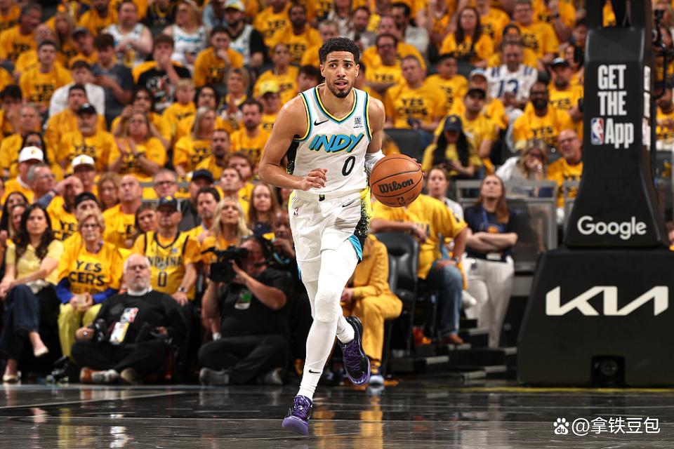 转折点拜仁慕尼黑再遭质疑，NBA常规赛今晨攻防权衡，赛场秩序良好，纪律约束更严格的简单介绍