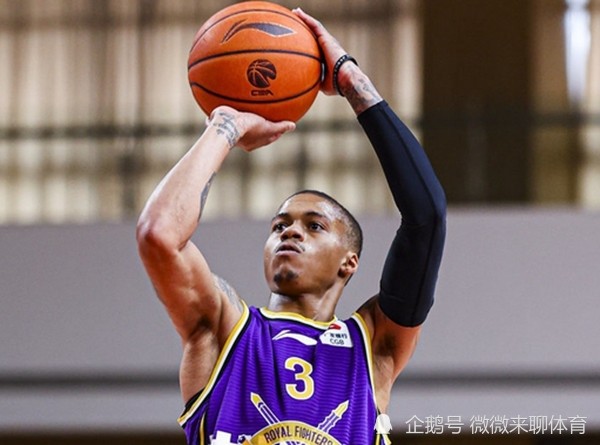 cba季后赛昨日战况