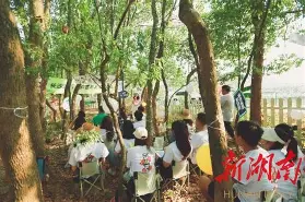 烈日灼心陈比觉为什么装傻