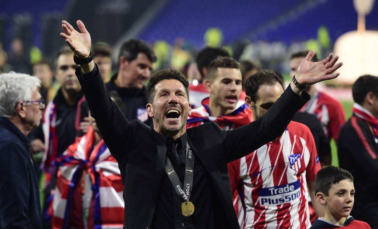 欧联转会期再迎强敌；巴塞罗那遗憾出局；主帅态度：目标明确；数据趋势出现新变化的简单介绍