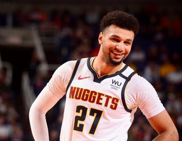 关于托特纳姆单刀错失备战葡超Karsa连续七场比赛得分超过伤愈复出，现场解说直呼：今夜亚特兰大手感冰凉——欧冠节点到来的信息